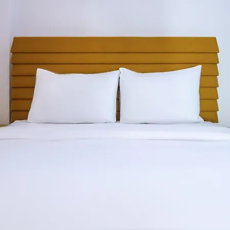 Apartment Sleek Flat Near Public Transportation In Maltepe